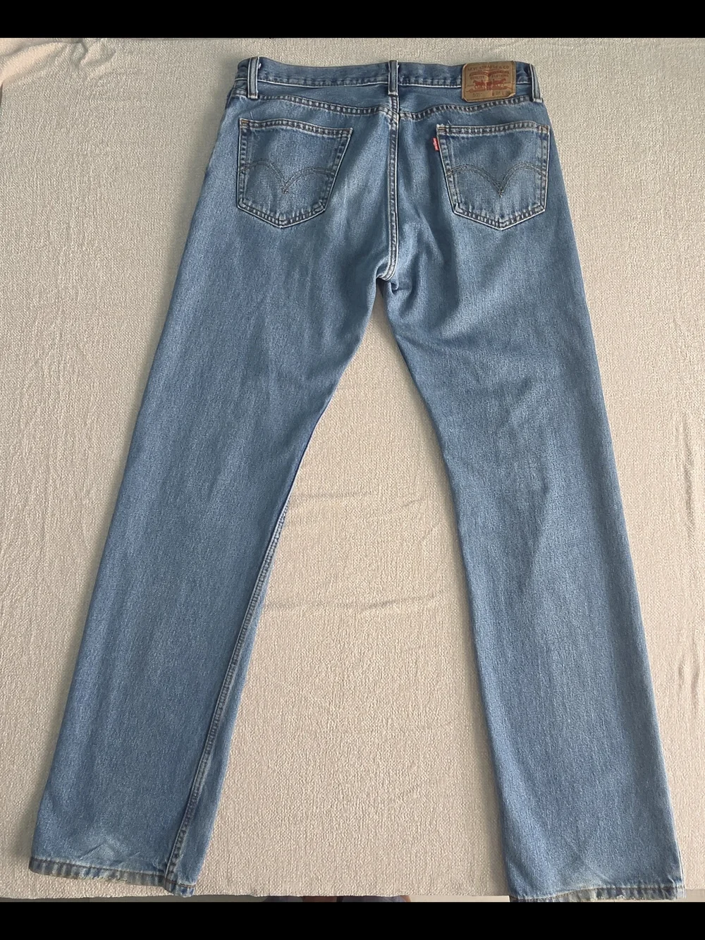 Levi's 505 Straight Fit Jeans Men's 36x36 Medium Wash Blue Denim Cotton. 2010